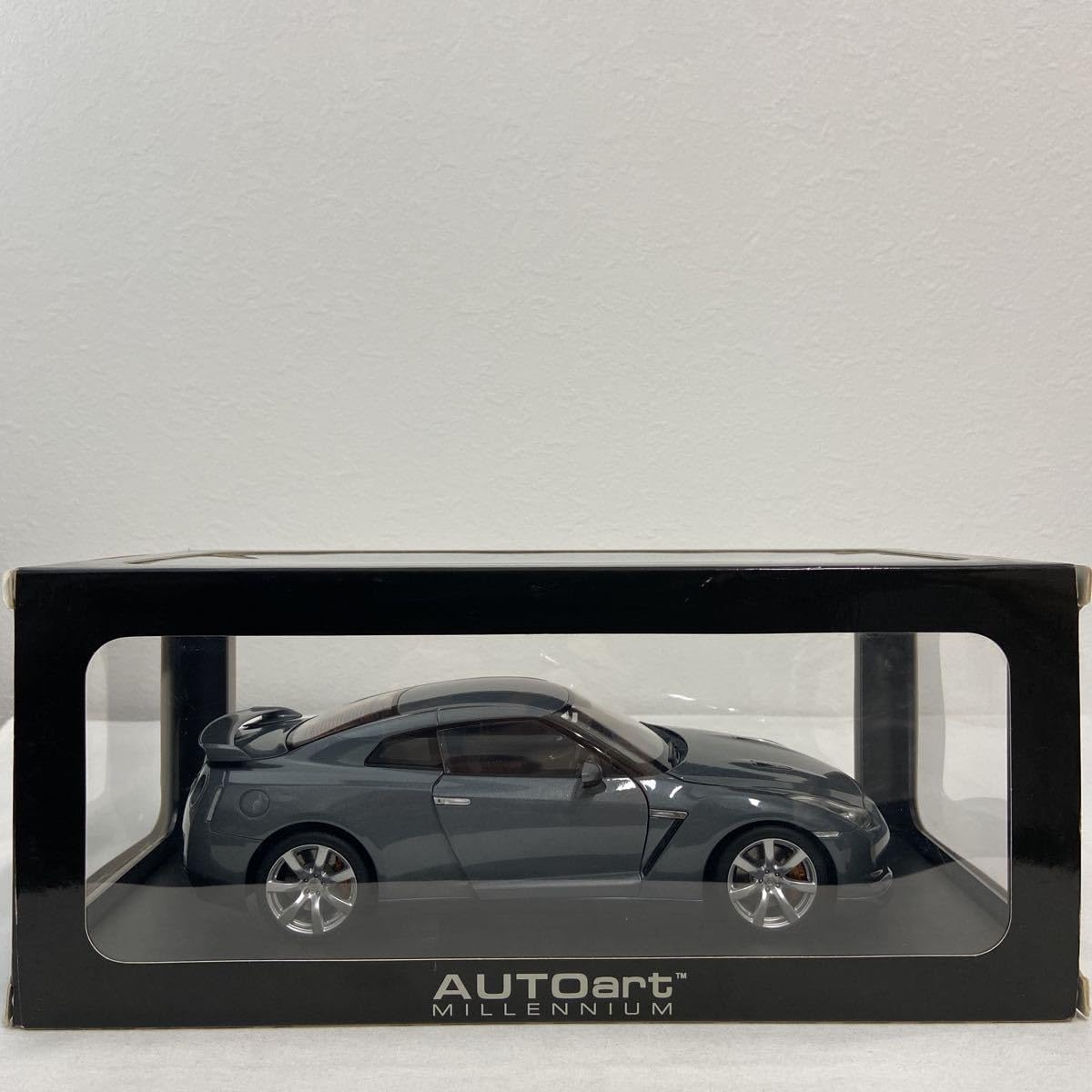 Amazon | AUTOart 1/18 NISSAN GT-R Dark Metal Gray オート